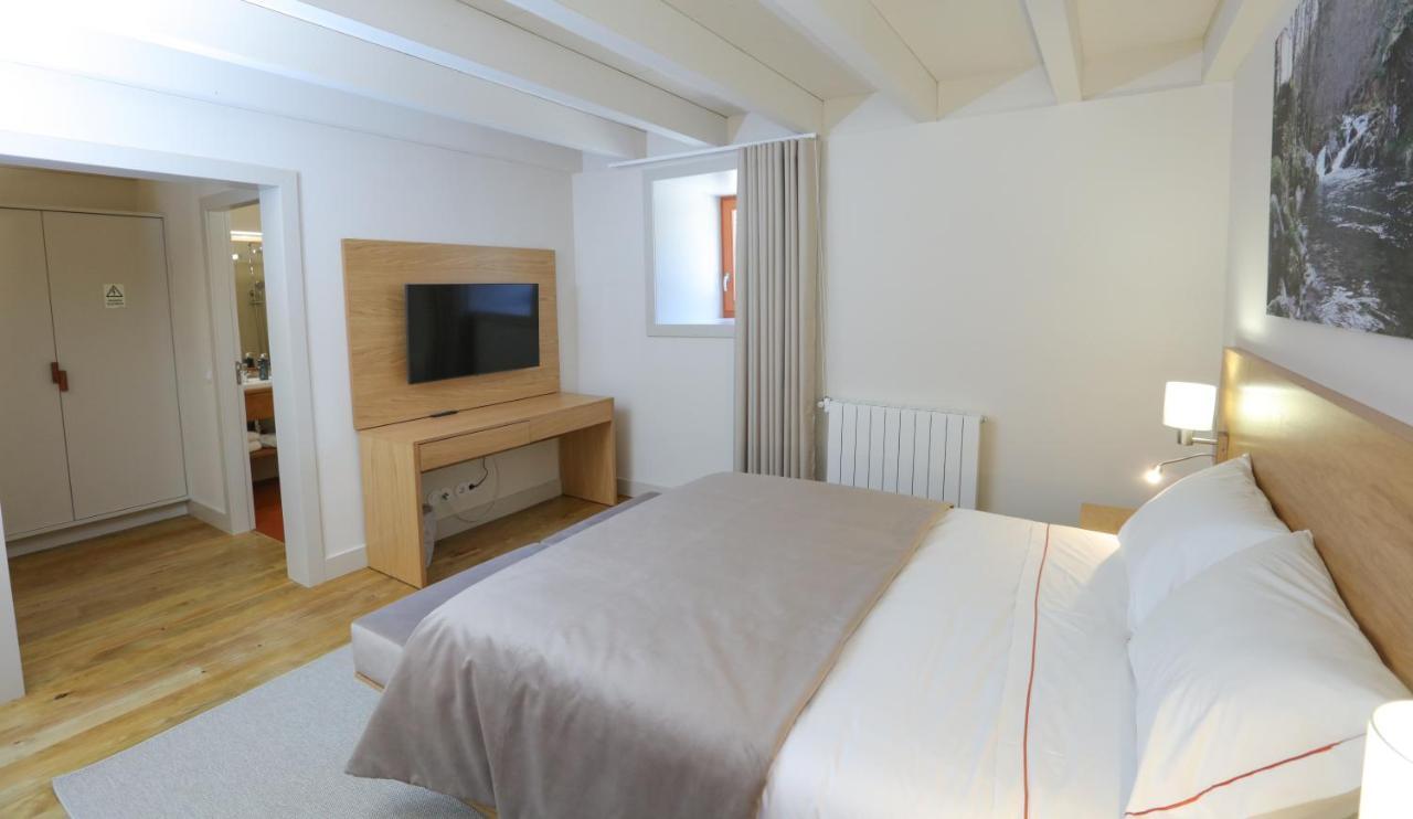 Quinta Da Riba Ma Vendégház Santa Leocadia Kültér fotó