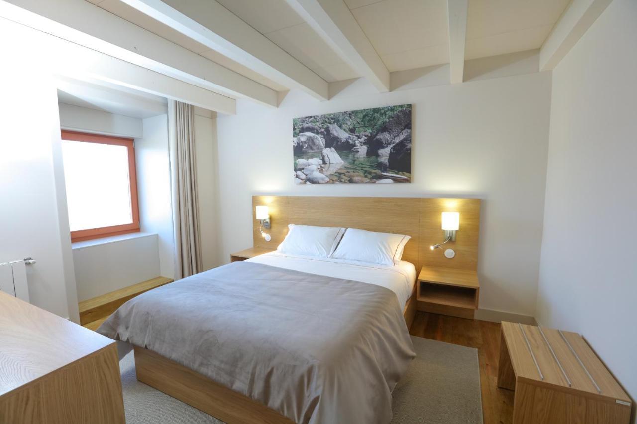 Quinta Da Riba Ma Vendégház Santa Leocadia Kültér fotó