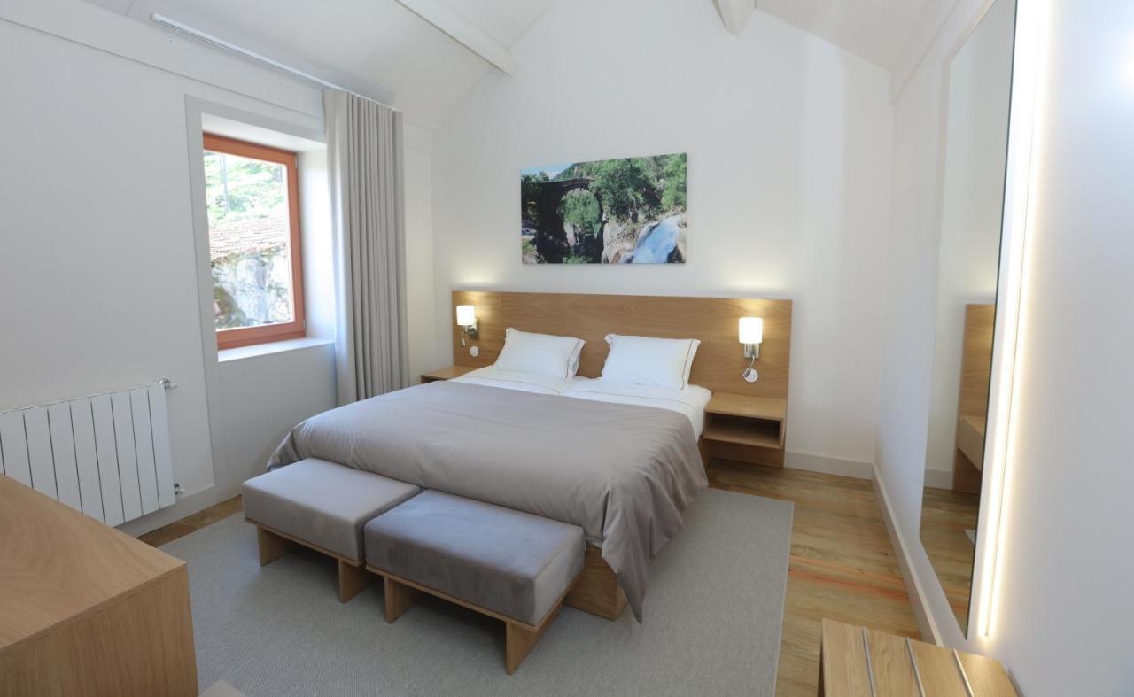 Quinta Da Riba Ma Vendégház Santa Leocadia Kültér fotó