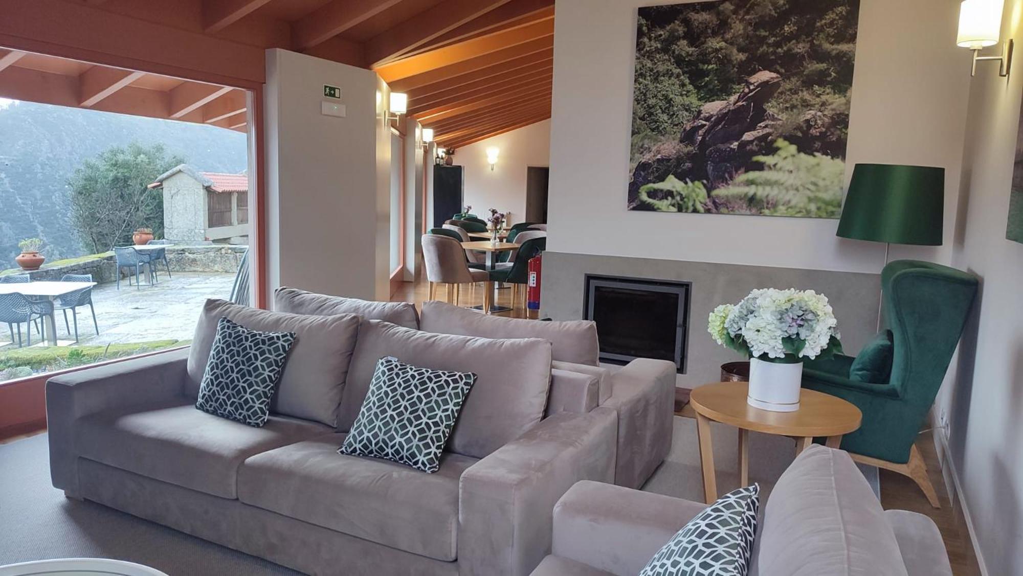 Quinta Da Riba Ma Vendégház Santa Leocadia Kültér fotó